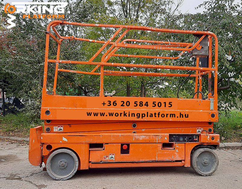 Haulotte Compact 8 - 082 - Használt ollós emelő Haulotte Compact 8 - 082 - Használt ollós emelő